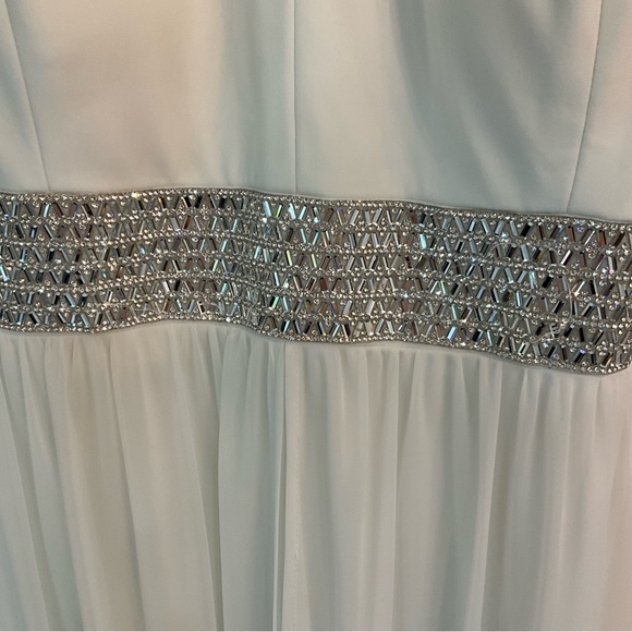 R&M RICHARDS RHINESTONE WAIST,KEYHOLE CUTOUT NECK,MAXI DRESS - Picture 4 of 6